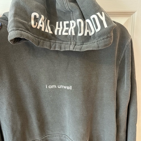 Call Her Daddy I am unwell Alex Cooper Barstool Gray Hoodie Sweatshirt sz Small - Picture 2 of 6